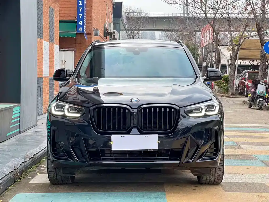 BMW X3 2023 Facelift xDrive30i Leading M Night Package купить на сайте DeffCars