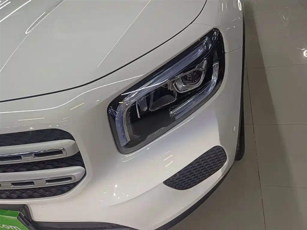 Mercedes-Benz GLB 2022 facelift version 2 GLB 200 fashion model купить на сайте DeffCars