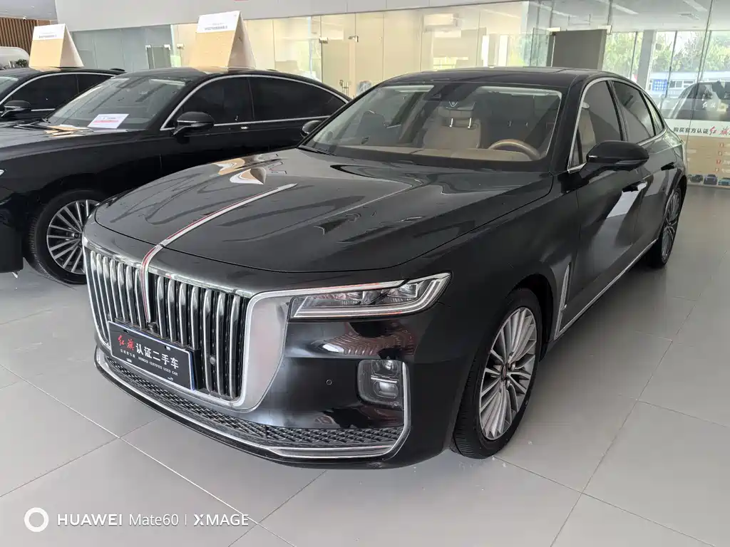 Hongqi H9 2023 2.0T Zhilian Flagship Edition купить на сайте DeffCars
