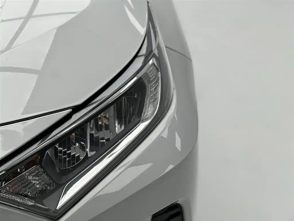 RAV4 Rongfang 2022 2.0L CVT two-wheel drive fashion version купить на сайте DeffCars