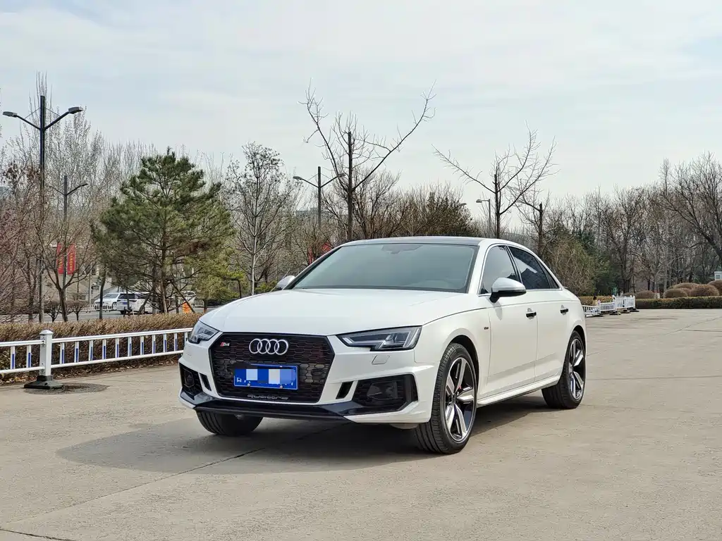 Audi A4L 2018 30th Anniversary Model 40 TFSI Enterprising купить на сайте DeffCars