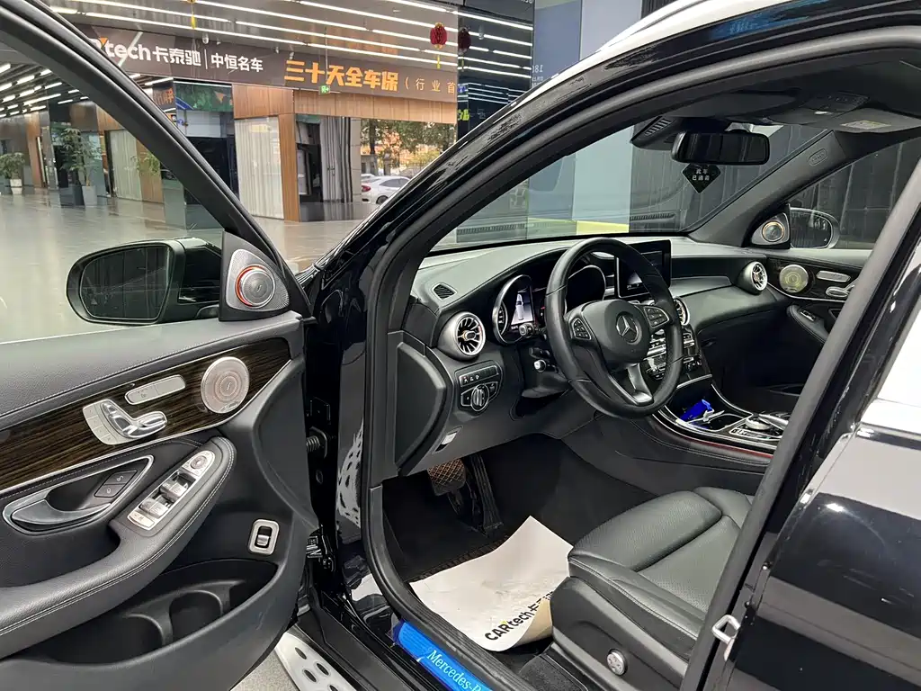 Mercedes-Benz GLC 2019 facelift GLC 260 L 4MATIC luxury model купить на сайте DeffCars