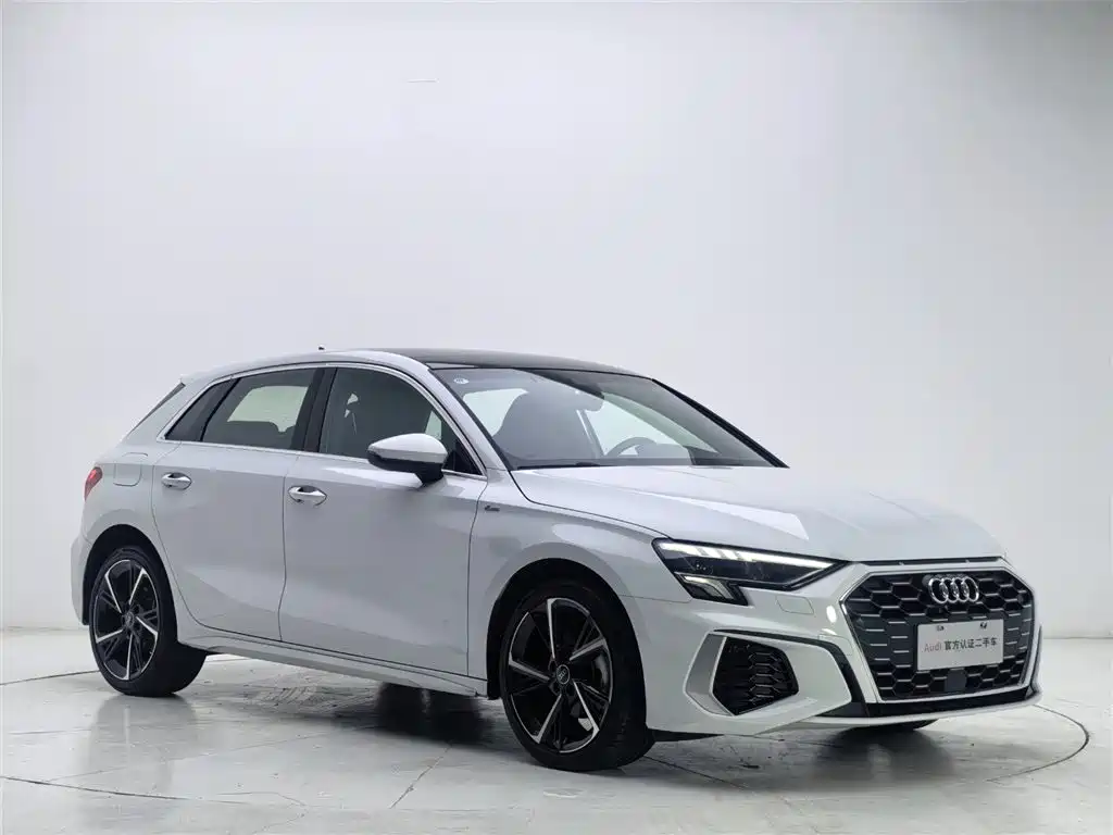 Audi A3 2023 facelift Sportback 35 TFSI stylish and sporty купить на сайте DeffCars
