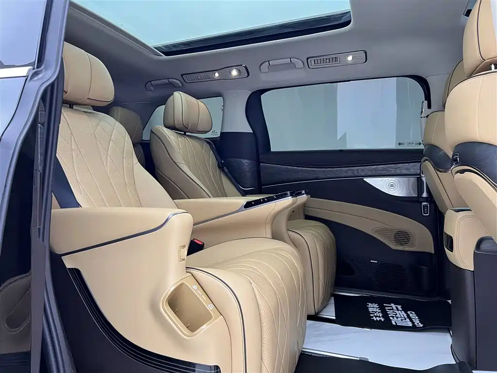 Denza D9 2024 DM-i 1050 Exclusive Type купить на сайте DeffCars