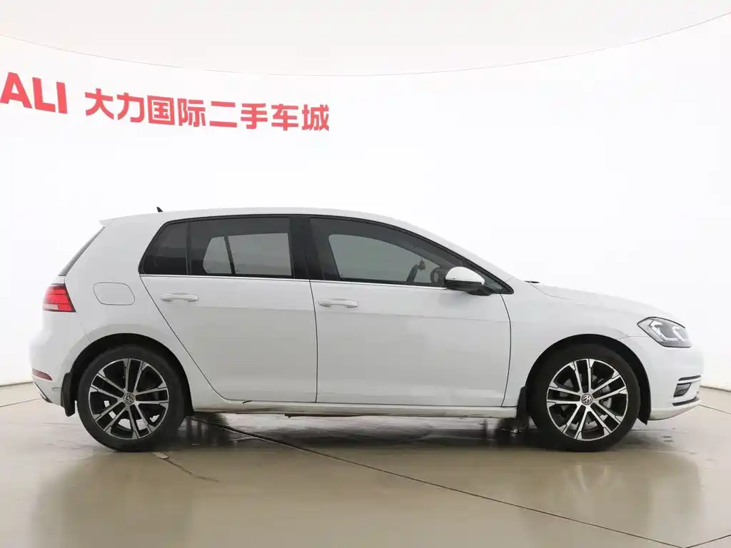 Golf 2019 280TSI DSG comfort model National VI купить на сайте DeffCars