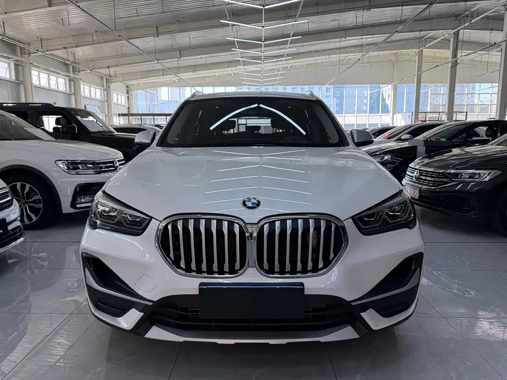 BMW X1 2022 sDrive20Li Fashion Model купить на сайте DeffCars