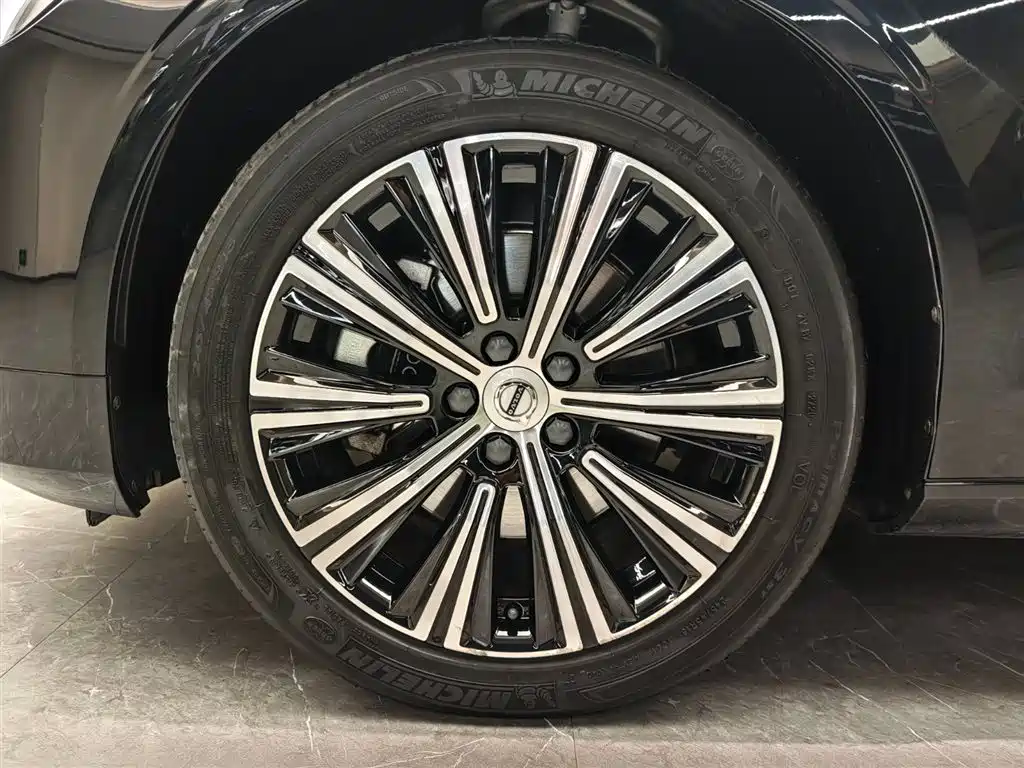 Volvo S90 2021 B5 Zhiyuan Luxury Edition купить на сайте DeffCars