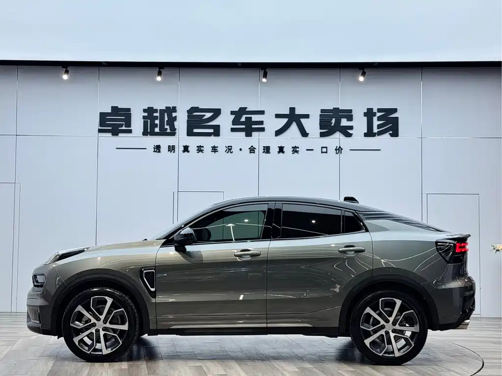 Lynk & Co 05 2022 2.0TD four-wheel drive Halo купить на сайте DeffCars