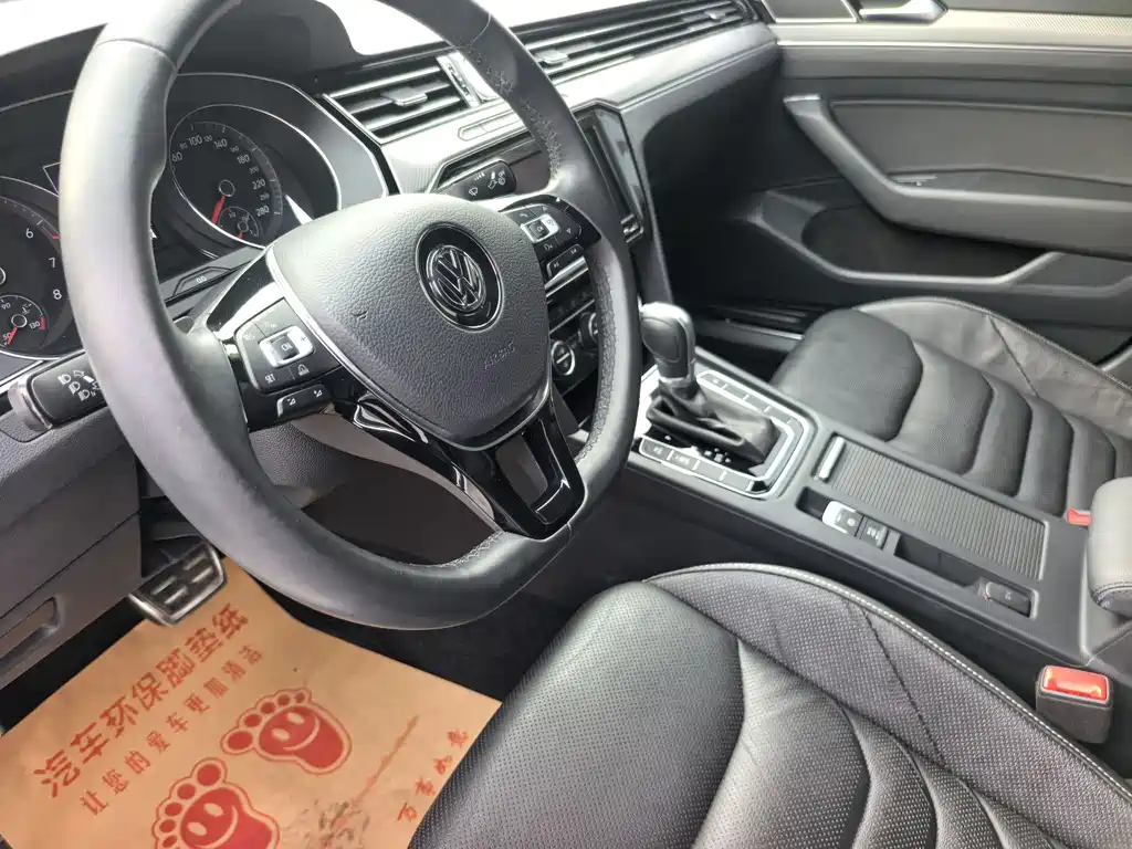 FAW-Volkswagen CC 2019 330TSI Charming Edition National VI купить на сайте DeffCars