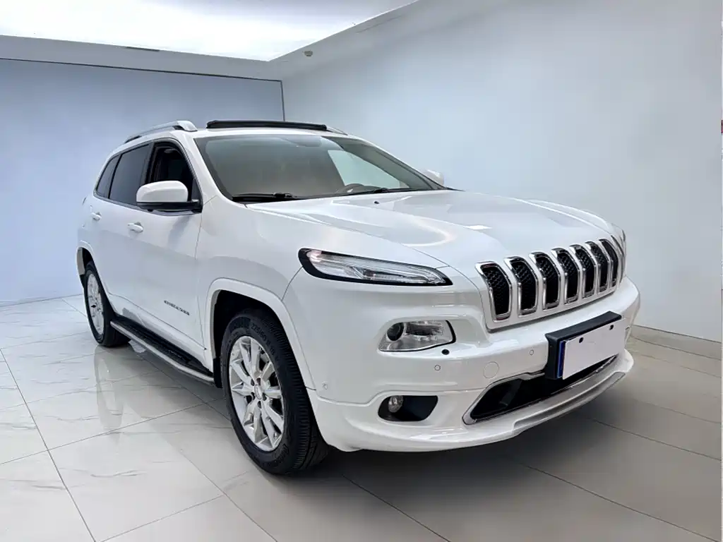 Liberty Light 2017 2.4L Superior Edition купить на сайте DeffCars