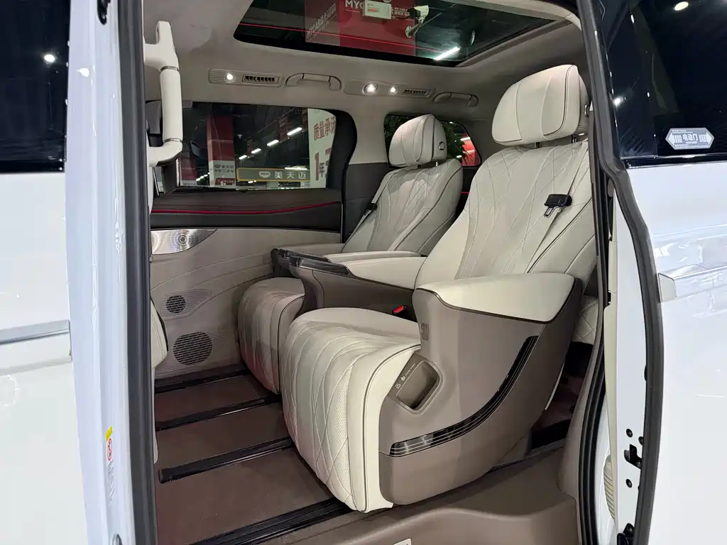 Denza D9 2022 DM-i 970 four-wheel drive flagship model купить на сайте DeffCars