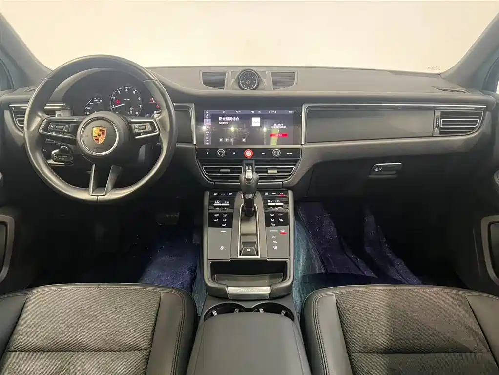 Macan 2022 Macan 2.0T купить на сайте DeffCars