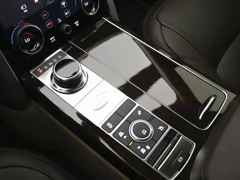 Range Rover 2021 3.0 L6 Legend Edition купить на сайте DeffCars