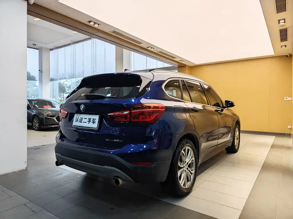 BMW X1 2019 sDrive20Li Leading Model купить на сайте DeffCars