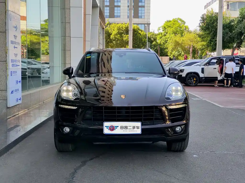 Macan 2017 Macan 2.0T купить на сайте DeffCars