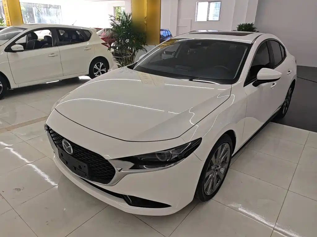 Mazda Axela 2022 2.0L Automatic Quality Edition купить на сайте DeffCars