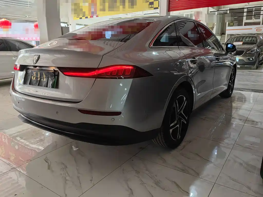 Roewe D7 2023 DMH 125km flagship version купить на сайте DeffCars