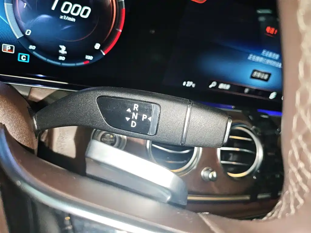 Mercedes-Benz E-Class 2023 E 260 L купить на сайте DeffCars