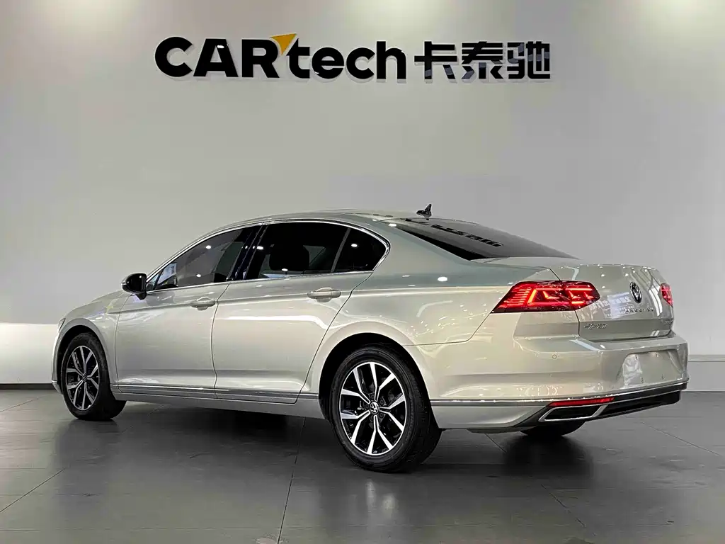 Magotan 2020 330TSI DSG leading model купить на сайте DeffCars