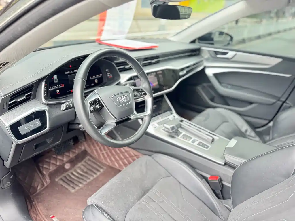 Audi A7L 2024 45TFSI S-line Dream Building Liquid Crystal Package купить на сайте DeffCars