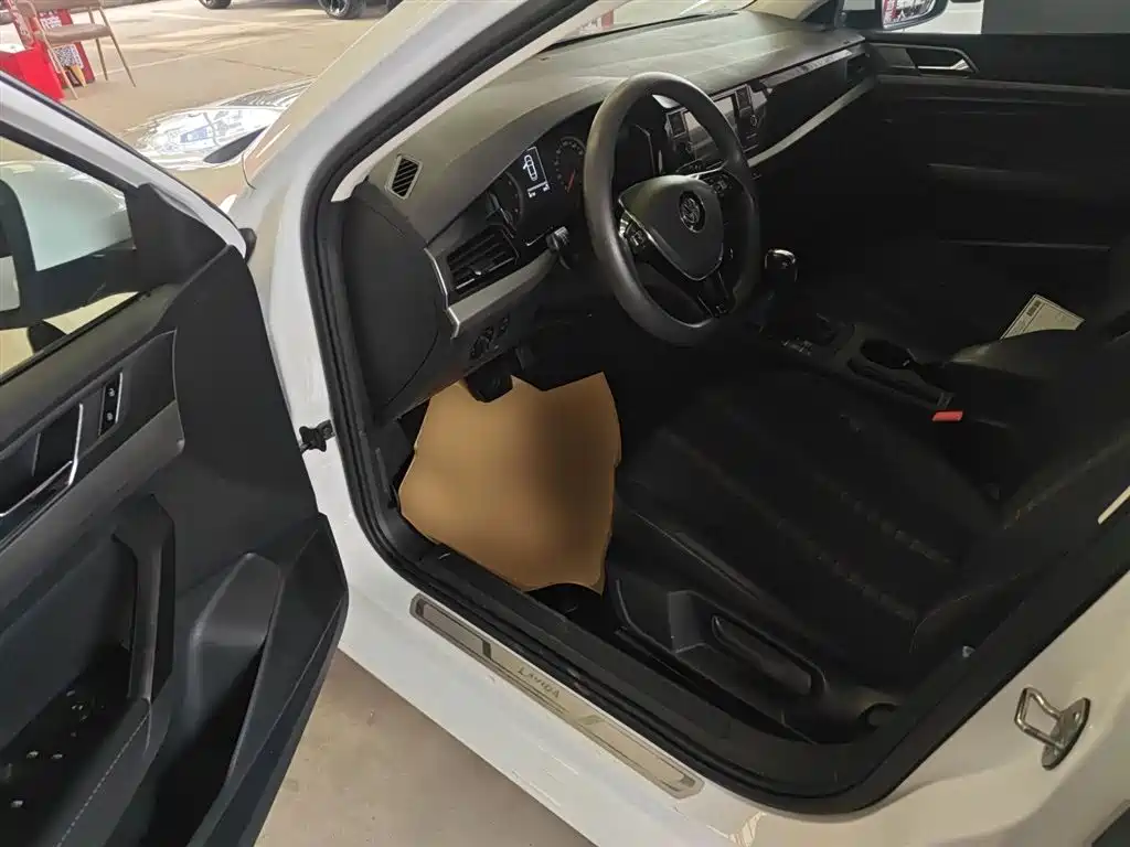 Lavida 2019 280TSI DSG Comfort Edition National VI купить на сайте DeffCars