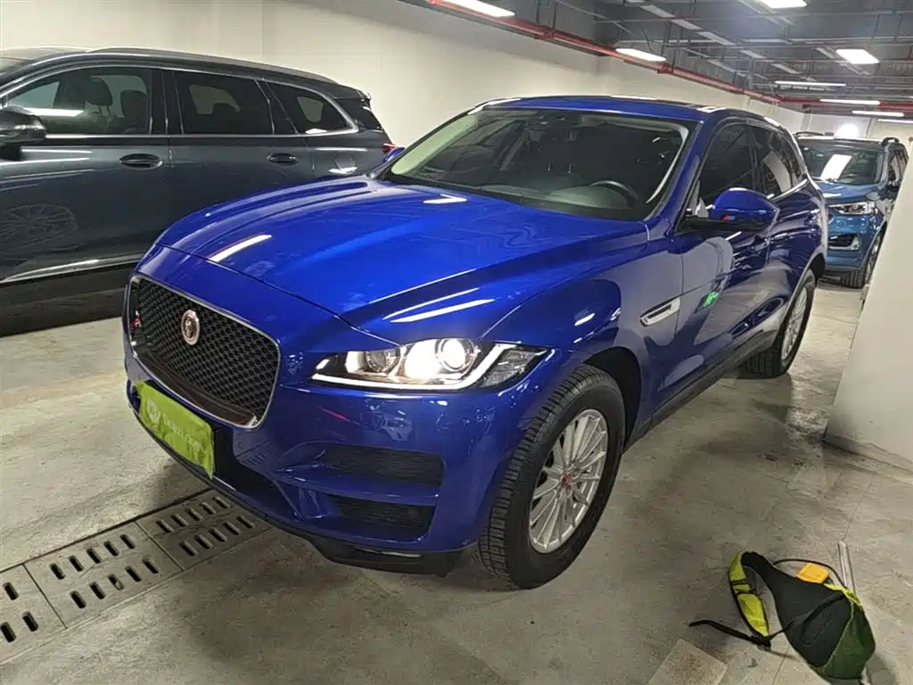 Jaguar F-PACE 2018 2.0T four-wheel drive urban exclusive edition купить на сайте DeffCars