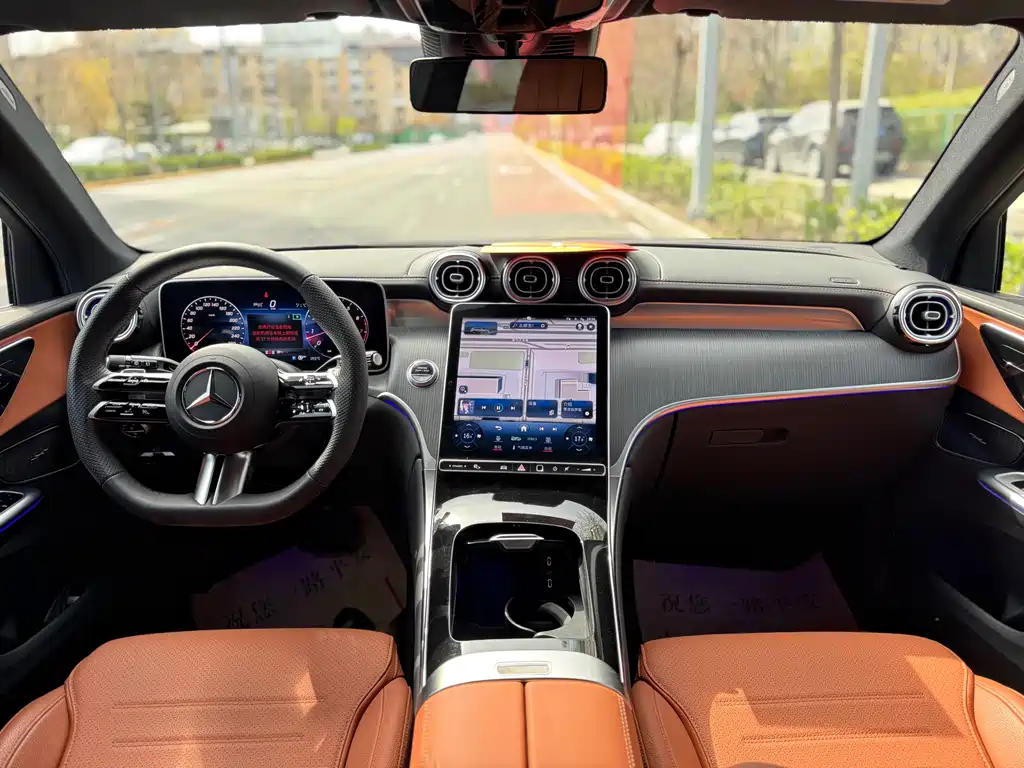 Mercedes-Benz GLC 2024 GLC 260 L 4MATIC luxury model 5 seats купить на сайте DeffCars