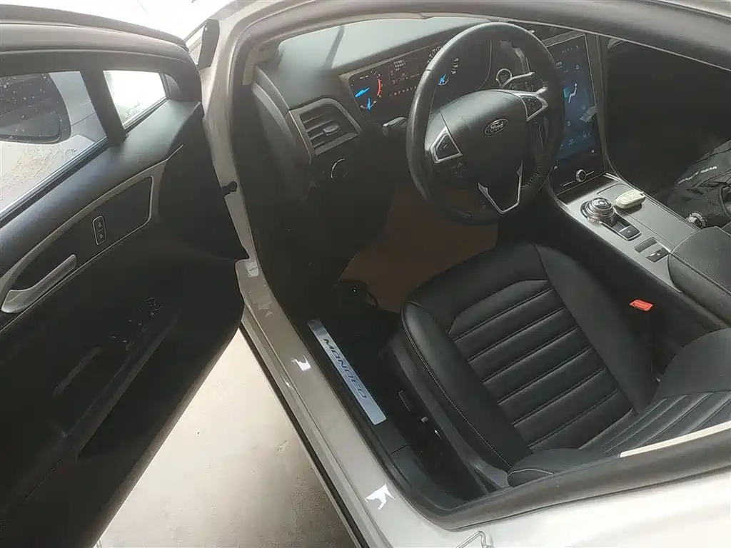 Mondeo 2020 EcoBoost 200 Fashion Model купить на сайте DeffCars