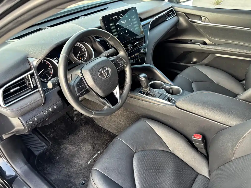 Camry 2021 2.0G Deluxe Edition купить на сайте DeffCars