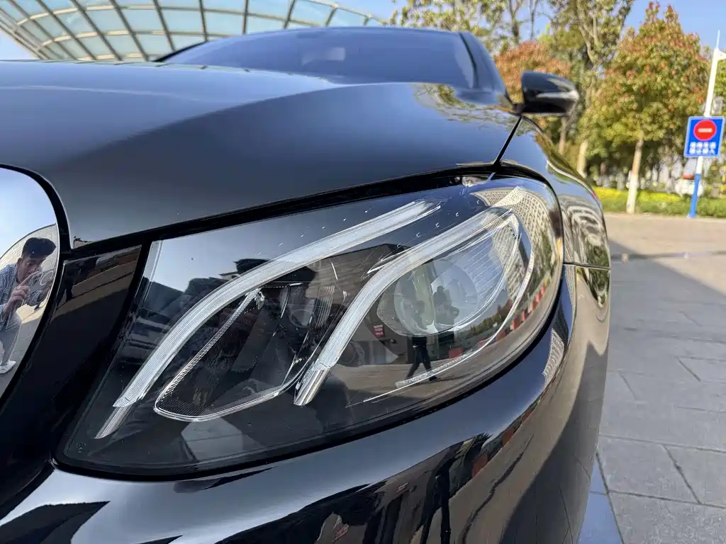 Mercedes-Benz E-Class 2019 E 200 L купить на сайте DeffCars