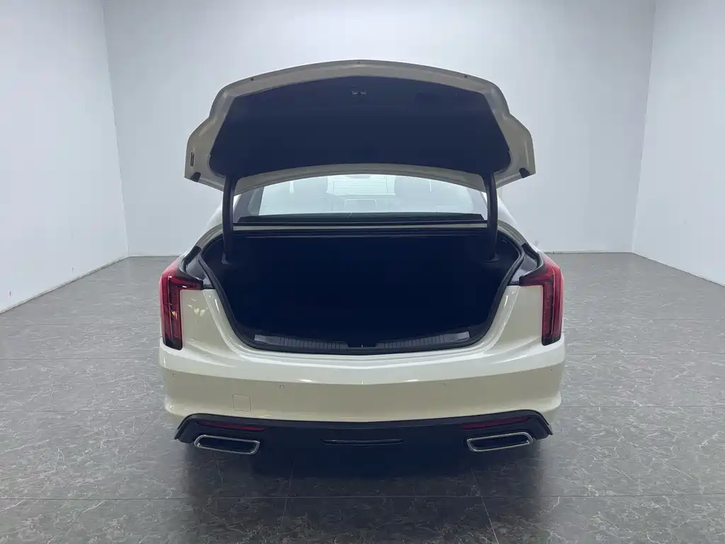 Cadillac CT5 2022 28T Fashion Model купить на сайте DeffCars