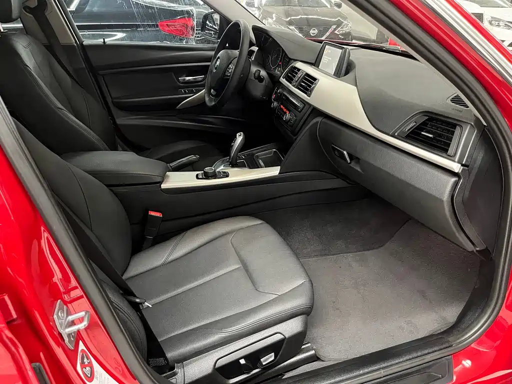 BMW 3 Series 2014 320Li Fashion Model купить на сайте DeffCars