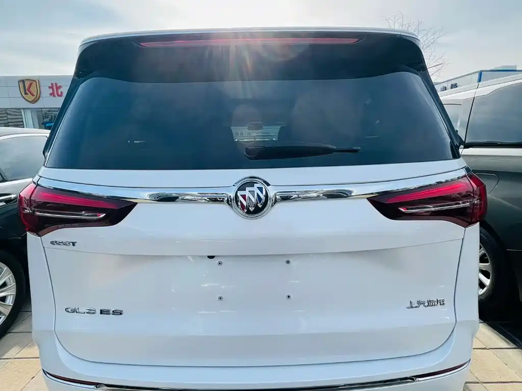 Buick GL8 2023 ES Lu Zun Comfort Type купить на сайте DeffCars