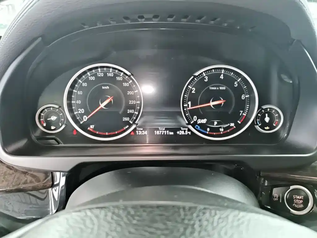 BMW X6 2018 xDrive28i купить на сайте DeffCars