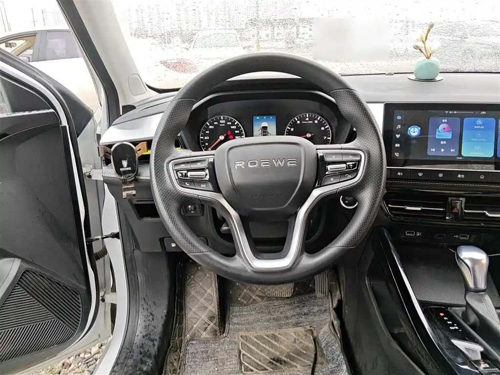 Roewe i5 2021 1.5L CVT Platinum Edition купить на сайте DeffCars