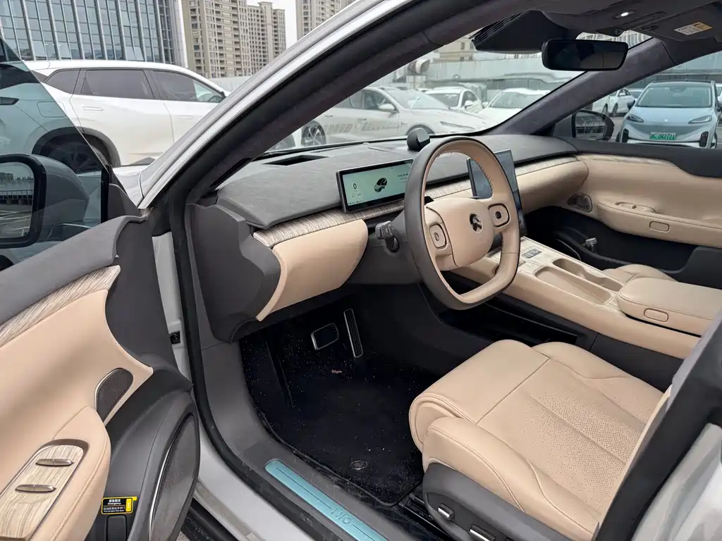 NIO ET7 2022 model 75kWh купить на сайте DeffCars