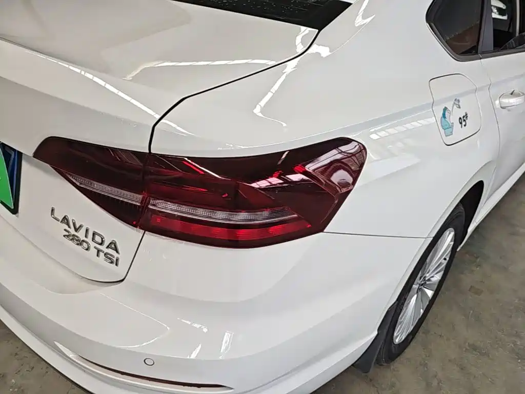 Lavida 2021 280TSI DSG Comfort Edition купить на сайте DeffCars