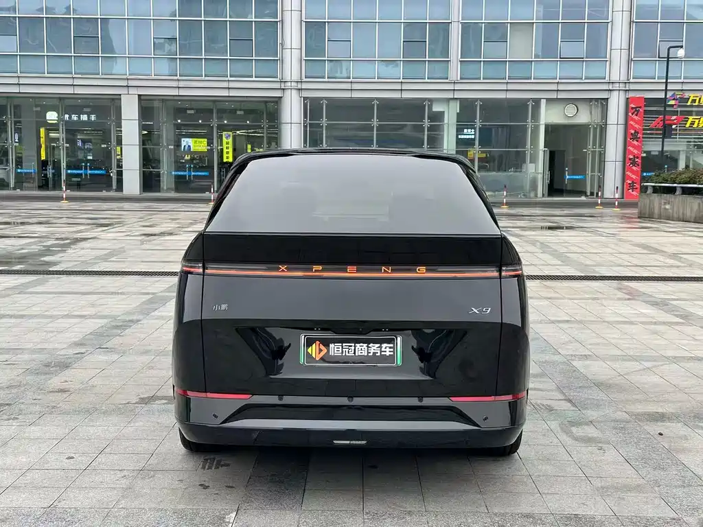 Xpeng X9 2025 pure electric 740 long battery life Max купить на сайте DeffCars