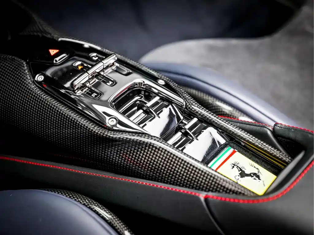 SF90 2021 3.9T V8 Spider купить на сайте DeffCars