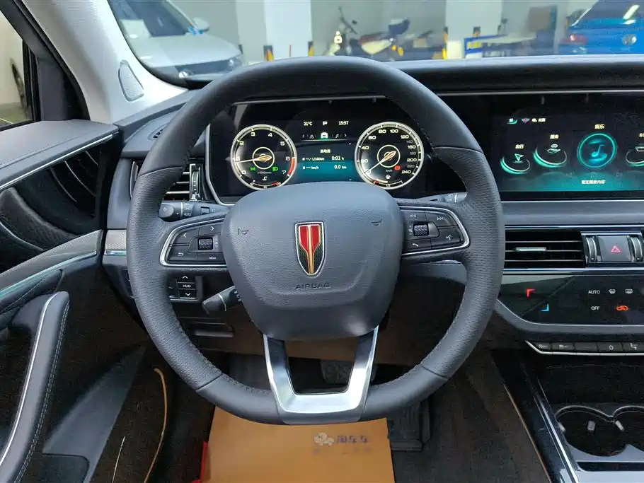 Hongqi HS5 2022 facelift 2.0T Zhilian Flagship Edition купить на сайте DeffCars
