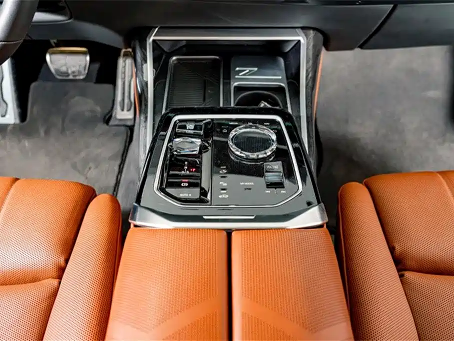 BMW 7 Series 2023 740Li Exclusive M Sports Package купить на сайте DeffCars