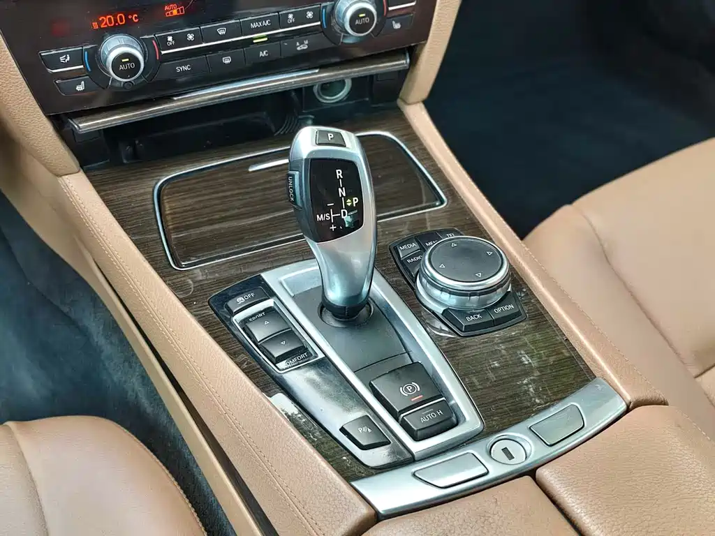 BMW 7 Series 2014 730Li Exclusive Edition купить на сайте DeffCars