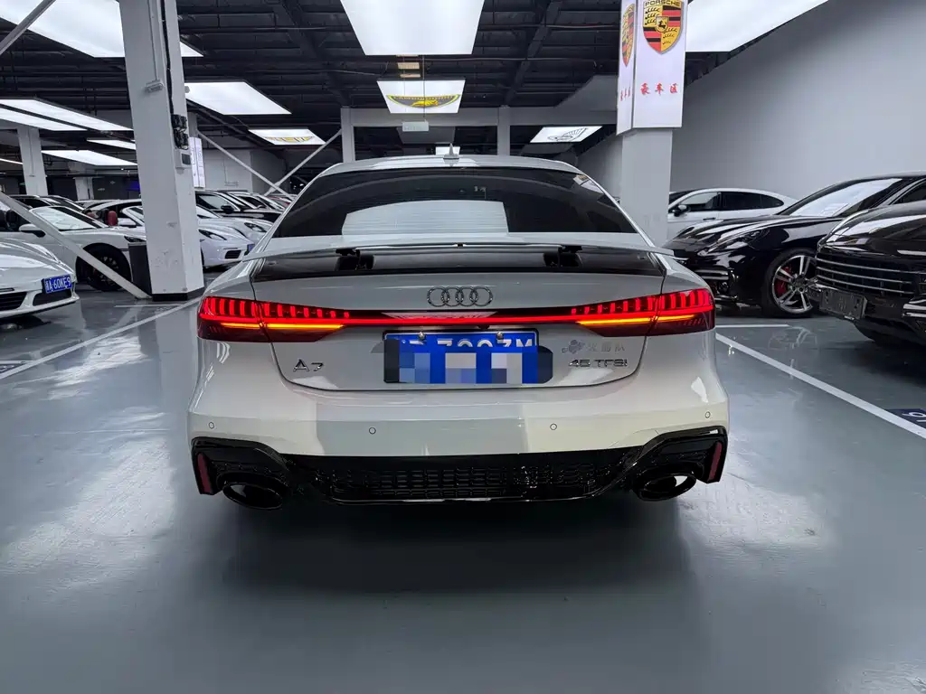 Audi A7 2021 45 TFSI Premium Selection купить на сайте DeffCars