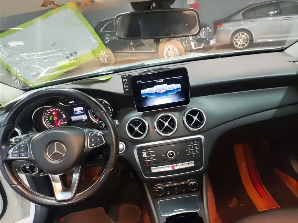Mercedes-Benz GLA 2018 GLA 200 Dynamic купить на сайте DeffCars