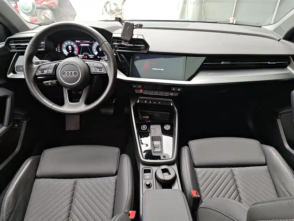 Audi A3 2021 A3L Limousine 35 TFSI Fashionable and Elegant купить на сайте DeffCars