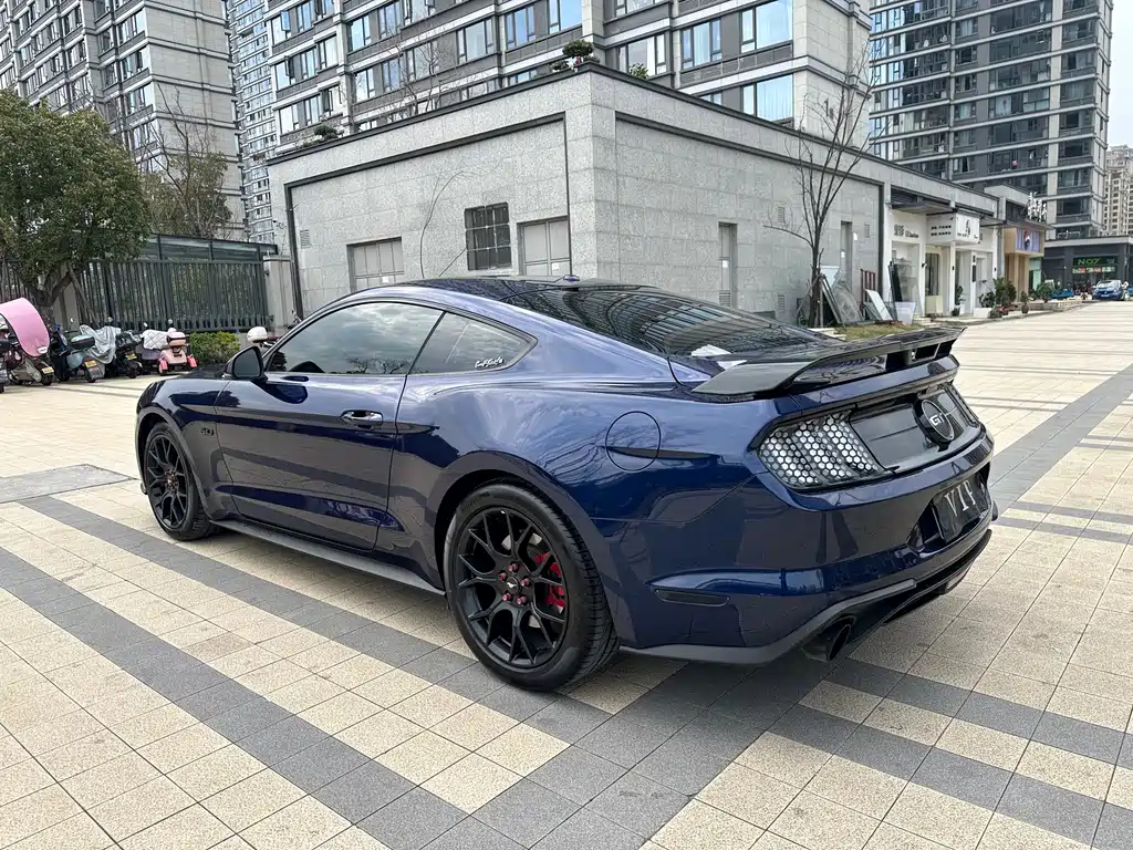 Mustang 2019 2.3L EcoBoost купить на сайте DeffCars