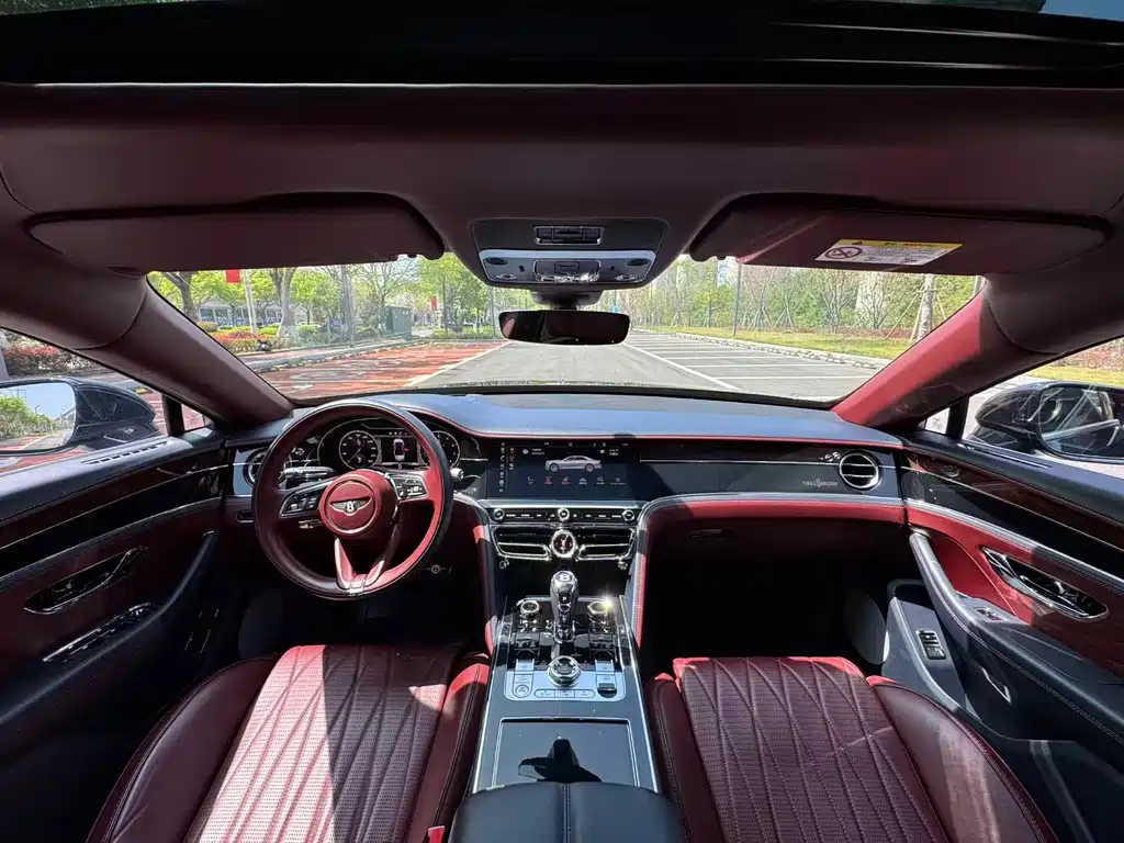 Flying Spur 2021 4.0T V8 Standard Edition купить на сайте DeffCars