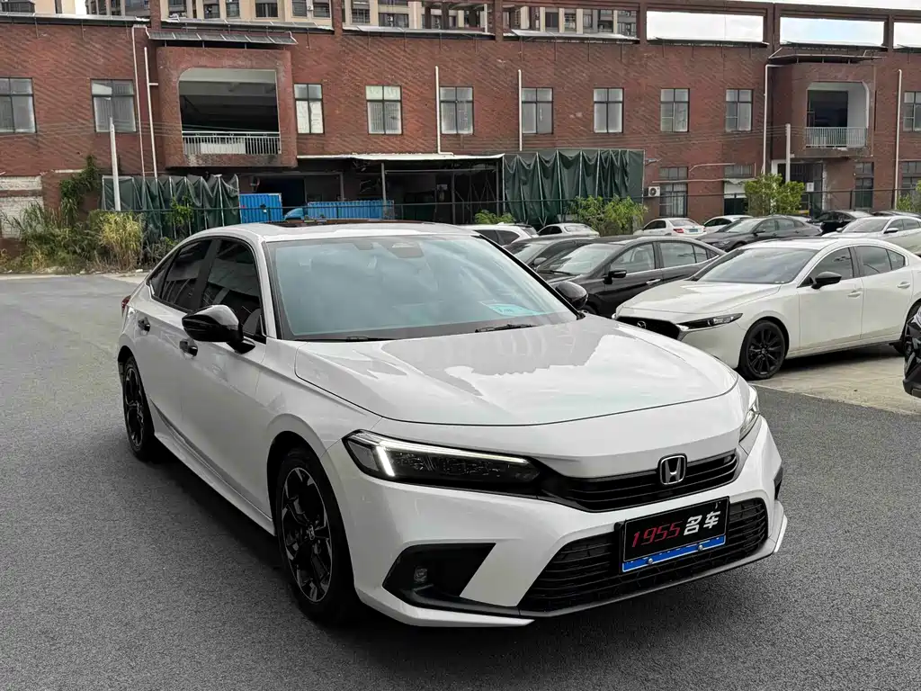 Civic 2022 240TURBO CVT combustion version купить на сайте DeffCars