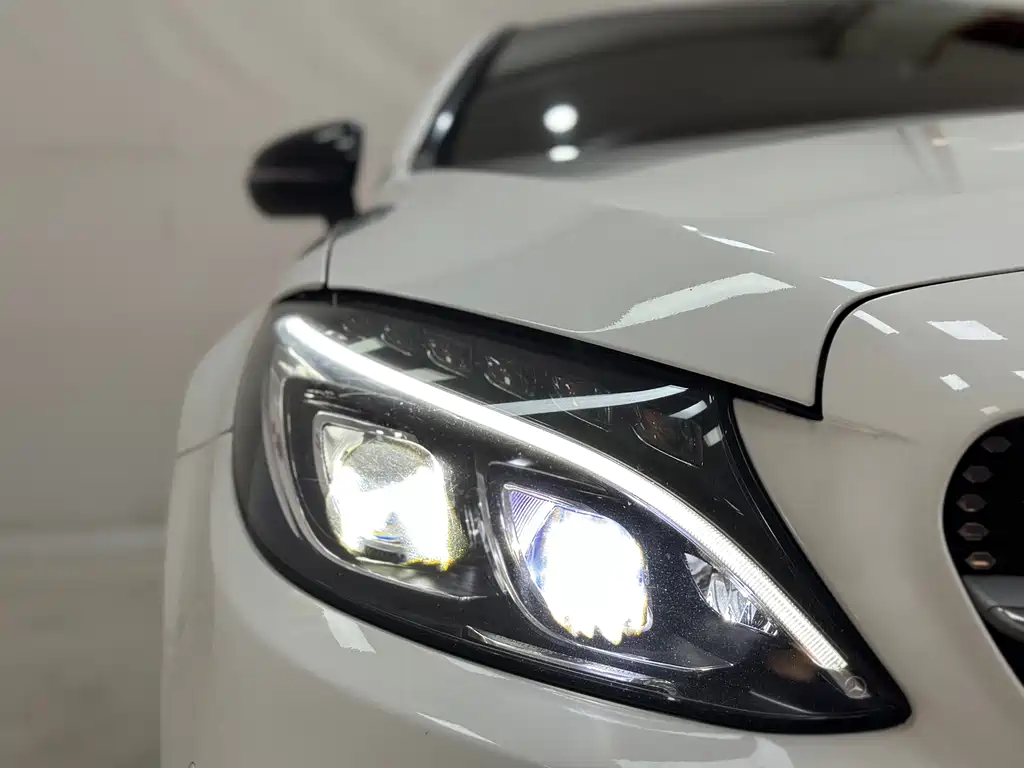 Mercedes-Benz C-Class Imported 2016 C 200 4MATIC Coupe Version купить на сайте DeffCars