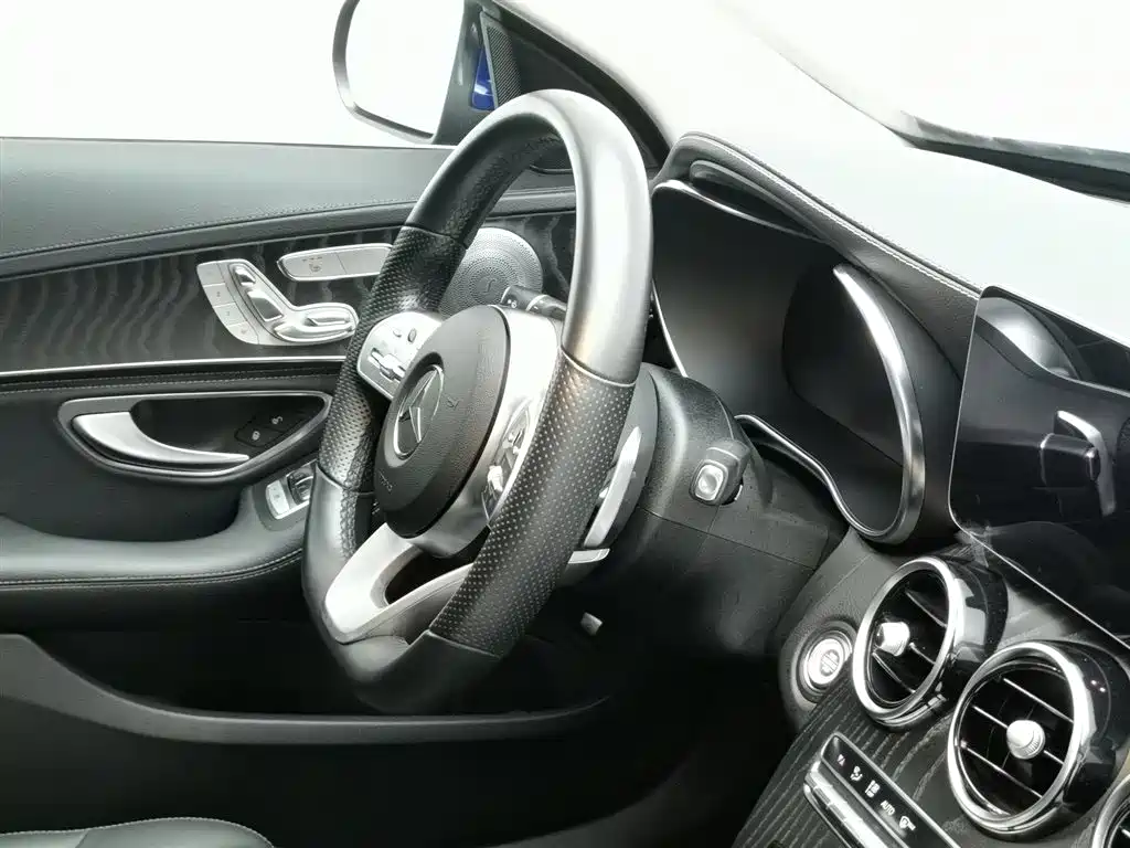 Mercedes-Benz C-Class 2020 C 260 L Sports Edition купить на сайте DeffCars